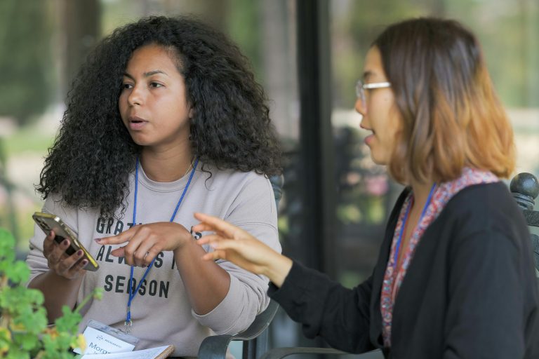 small group network sfjwa5ihkss unsplash